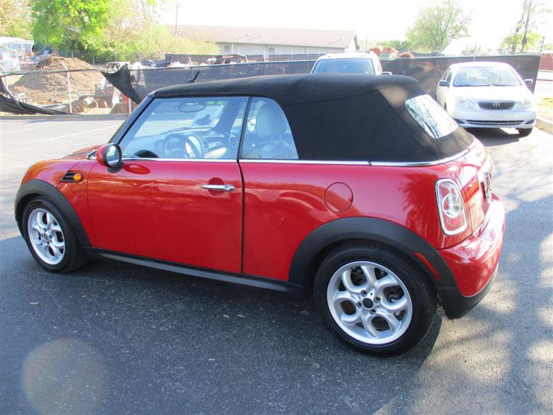 Used 2013 MINI Cooper Convertible FWD image 18