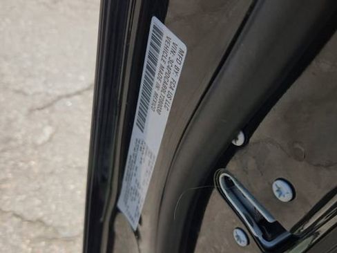 Used 2020 Dodge Journey SE w/ Blacktop Package FWD image 21