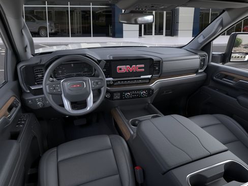 New 2026 GMC Sierra 2500 SLT AWD/4WD image 15