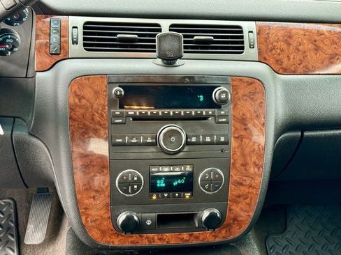 Used 2008 Chevrolet Silverado 2500 LTZ w/ Suspension Package, Off-Road image 15