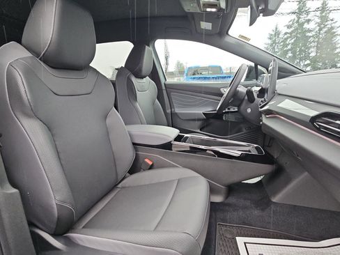 New 2026 Volkswagen ID.4 Pro S image 30