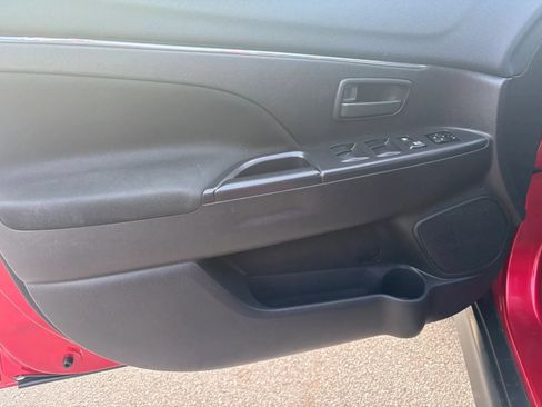 Used 2015 Mitsubishi Outlander Sport ES FWD image 7