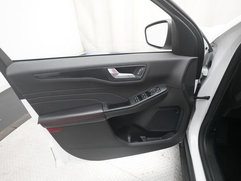 Used 2023 Ford Escape ST-Line w/ Tech Pack #1 FWD image 28