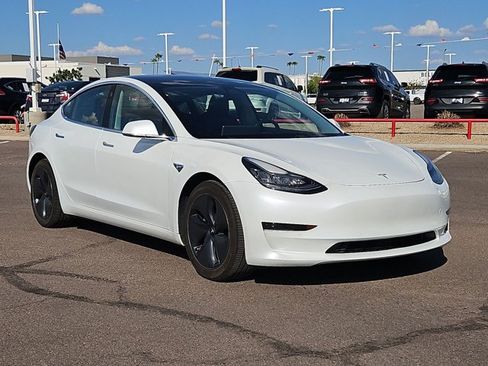 Used 2020 Tesla Model 3 Standard Range Plus RWD image 3