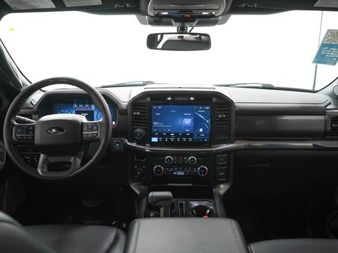 Used 2025 Ford F150 Lariat AWD/4WD image 16