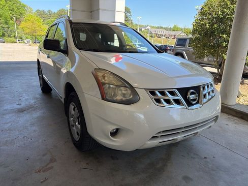 Used 2014 Nissan Rogue S w/ Convenience Package image 4