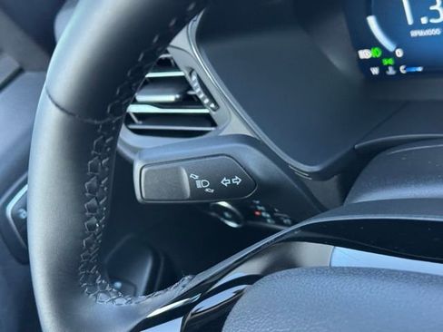 Used 2023 Ford Escape Platinum AWD/4WD image 26