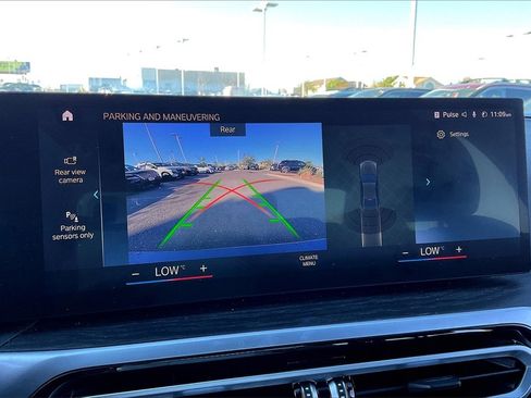 Used 2024 BMW 330i Sedan w/ Convenience Package image 21