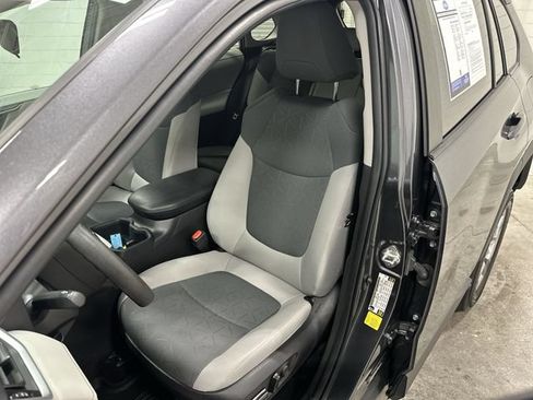 Used 2023 Toyota RAV4 XLE w/ Convenience Package FWD image 12