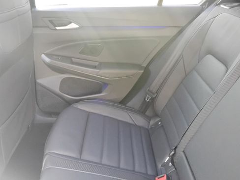 Used 2024 Volkswagen Golf R image 21