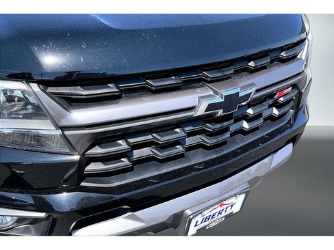 Used 2021 Chevrolet Colorado Z71 AWD/4WD image 26
