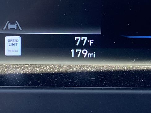 Certified 2026 Hyundai Elantra Sport image 29