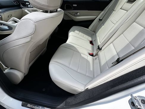 Certified 2025 Mercedes-Benz GLE 450e 4MATIC image 24
