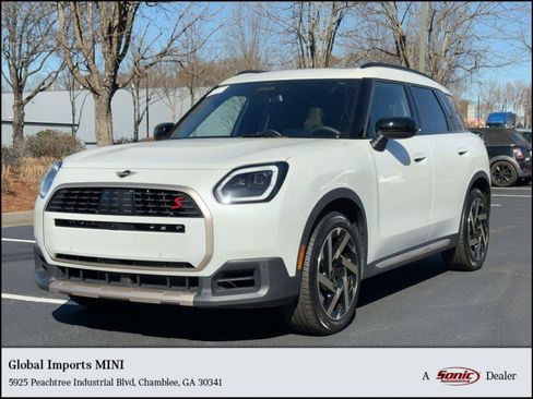 Used 2025 MINI Cooper Countryman S w/ Comfort Package Max image 1