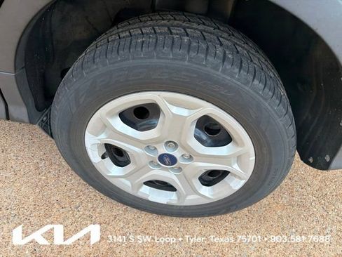 Used 2017 Ford Escape S FWD image 6