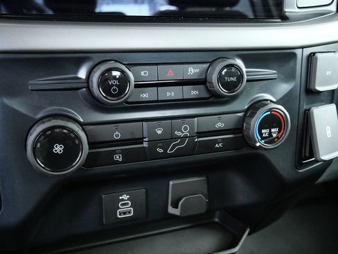Used 2025 Ford F150 XL AWD/4WD image 20