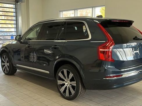 Certified 2023 Volvo XC90 B6 Ultimate w/ Protection Package Premier image 4