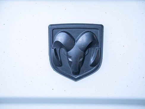 Used 2019 RAM 1500 Express image 16