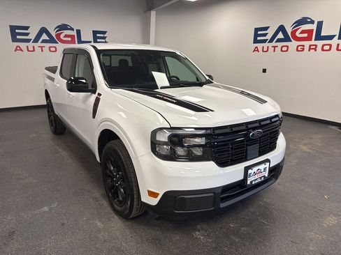 Used 2024 Ford Maverick Lariat w/ Black Appearance Package image 2