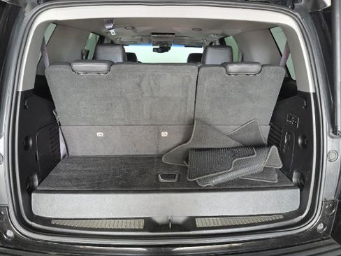 Used 2016 Cadillac Escalade Luxury RWD image 13