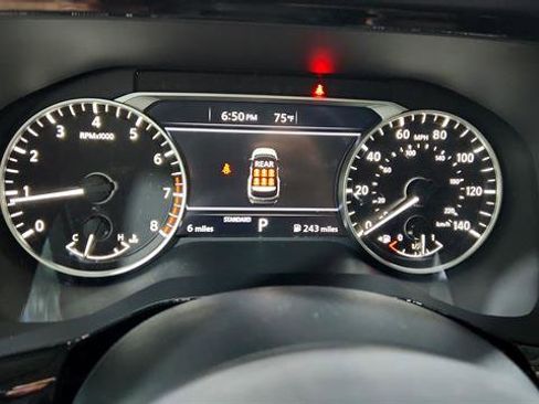 New 2025 Nissan Pathfinder SV image 13