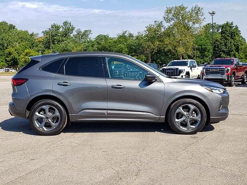 Used 2023 Ford Escape ST-Line image 8