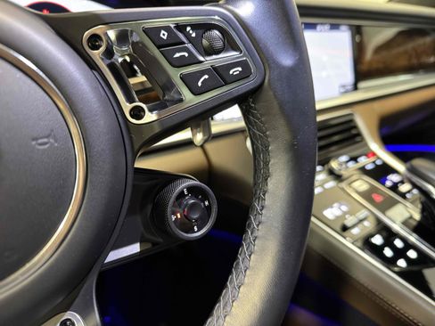 Used 2019 Porsche Panamera Turbo S Executive image 41