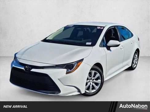 Used 2023 Toyota Corolla LE image 1