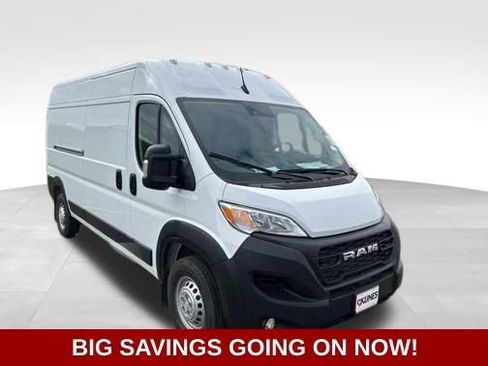 New 2026 RAM ProMaster 2500 w/ Convenience Group image 3