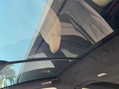 Used 2023 Tesla Model X Plaid image 15