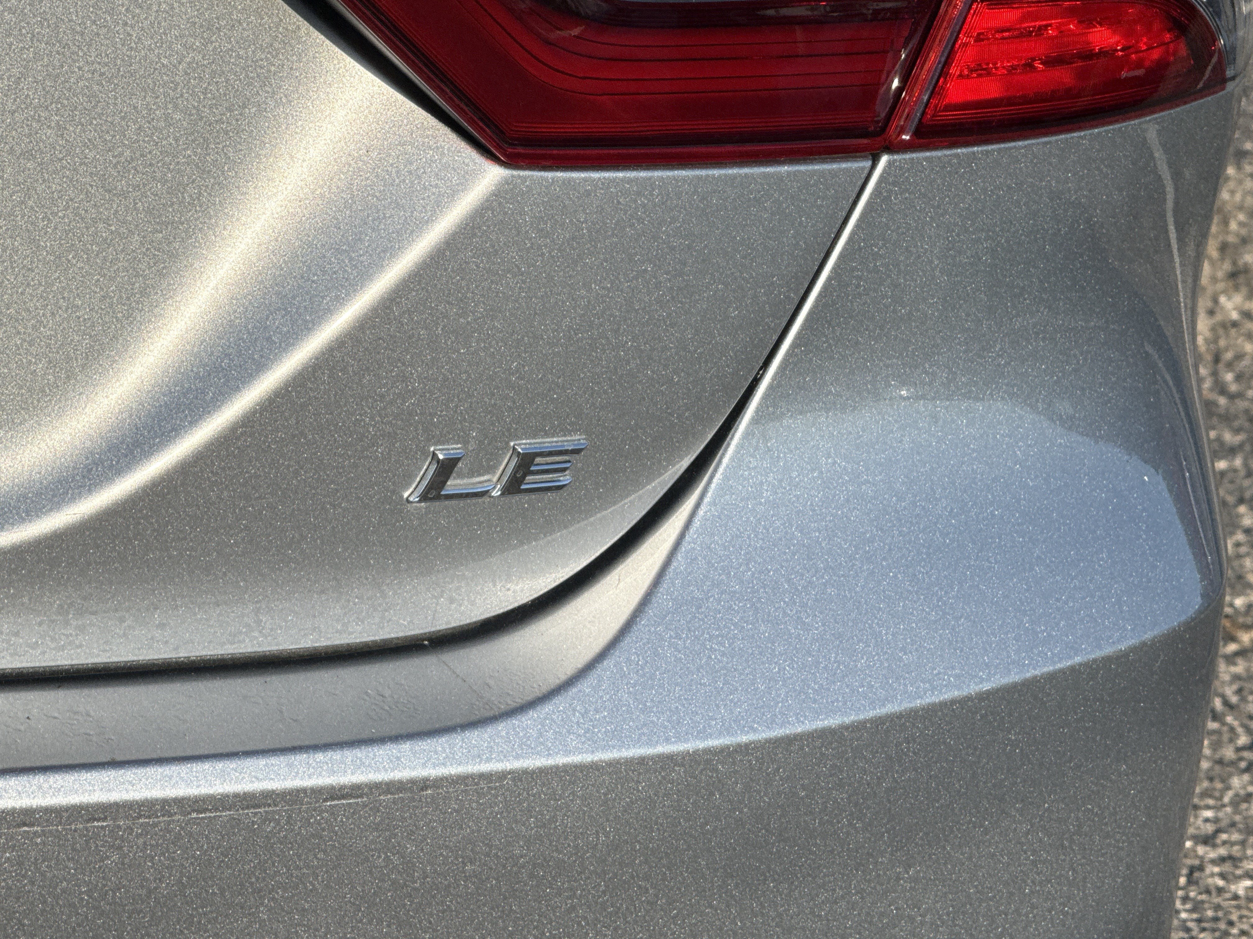 Used 2024 Toyota Camry LE FWD image 10