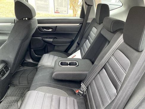 Used 2018 Honda CR-V LX image 12