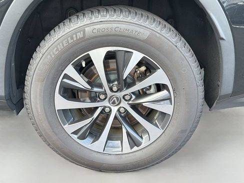 Certified 2022 Lexus RX 350L Premium w/ Premium Package AWD/4WD image 29