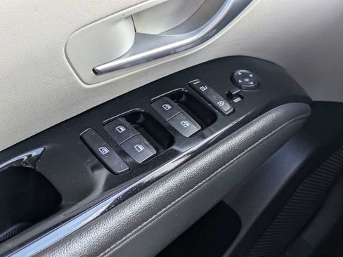 Used 2022 Hyundai Tucson Limited FWD image 25