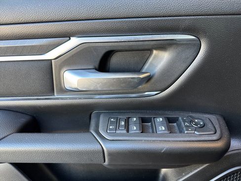 Used 2026 RAM 1500 Big Horn AWD/4WD image 8