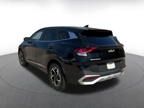 Used 2025 Kia Sportage LX image 10