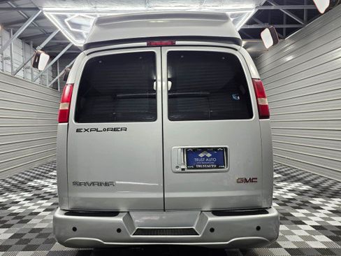Used 2018 GMC Savana 2500 Extended w/ Enhanced Convenience Package RWD image 7