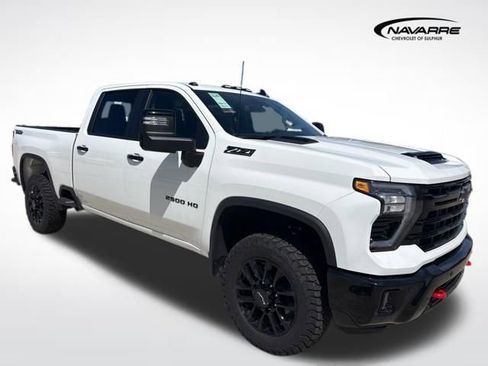 New 2026 Chevrolet Silverado 2500 LT w/ Trail Boss Package AWD/4WD image 1