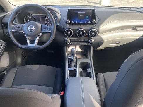 New 2025 Nissan Sentra SV image 31