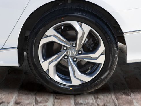 Certified 2019 Honda Accord EX-L image 41