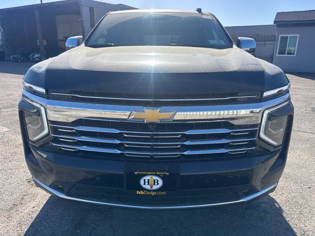 Used 2025 Chevrolet Tahoe Premier AWD/4WD image 2