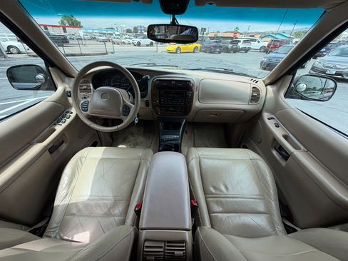 Used 2000 Mercury Mountaineer 2WD V8 image 22