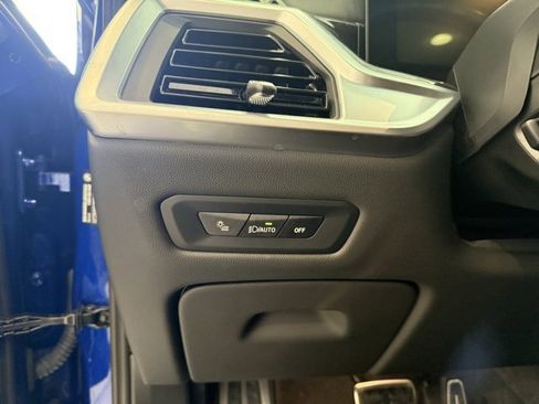 Used 2025 BMW X5 M60i w/ Executive Package image 18