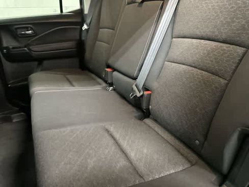 Used 2024 Honda Ridgeline Sport image 11