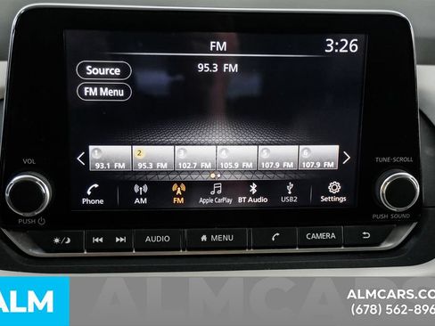 Used 2025 Nissan Rogue SV FWD image 42