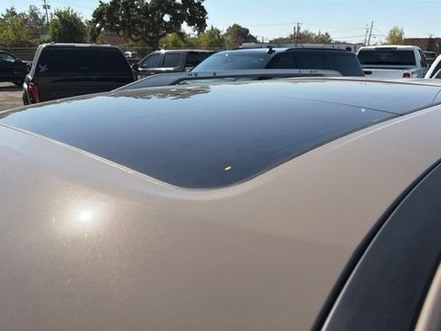 Used 2023 Nissan Pathfinder Platinum w/ Cargo Package FWD image 6