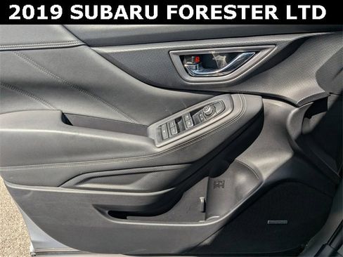 Used 2019 Subaru Forester Limited image 25