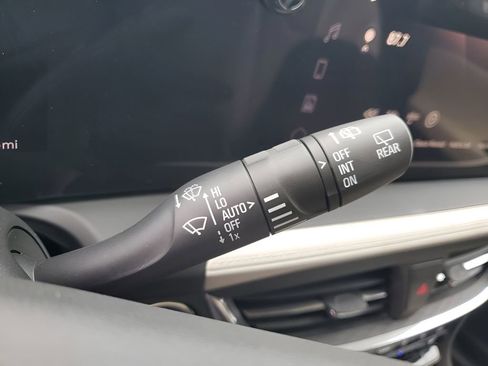 New 2026 Buick Encore GX Avenir w/ Avenir Technology Package image 39