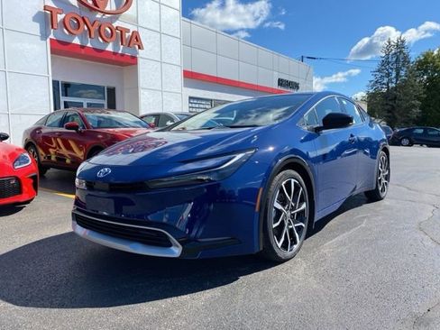 New 2025 Toyota Prius Plug-In Hybrid image 7