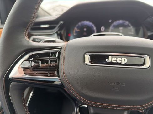 New 2026 Jeep Grand Cherokee Summit w/ Obsidian Package AWD/4WD image 23